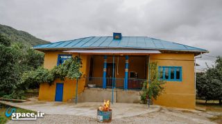 نمای بیرونی اتاق ماتیسا اقامتگاه بوم گردی نارنجستان شهسوار - خرم آباد تنکابن - روستای تشگون