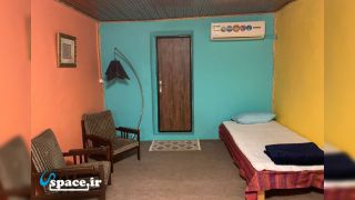 نمای داخلی اتاق ماتیسا اقامتگاه بوم گردی نارنجستان شهسوار - خرم آباد تنکابن - روستای تشگون